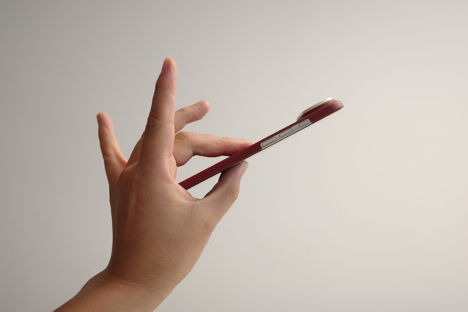 iPhoneAir的卡片感就是独一份的体验，没有之一～ ​