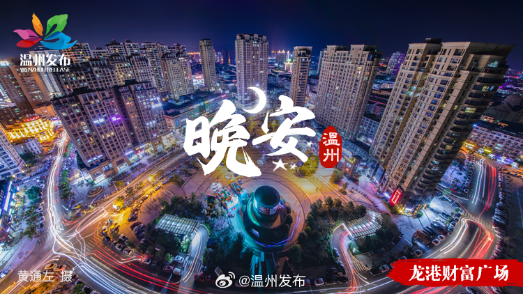 开一本书，便推开了一扇通往任何时代的门。你可以站在古罗马的广场听演说...