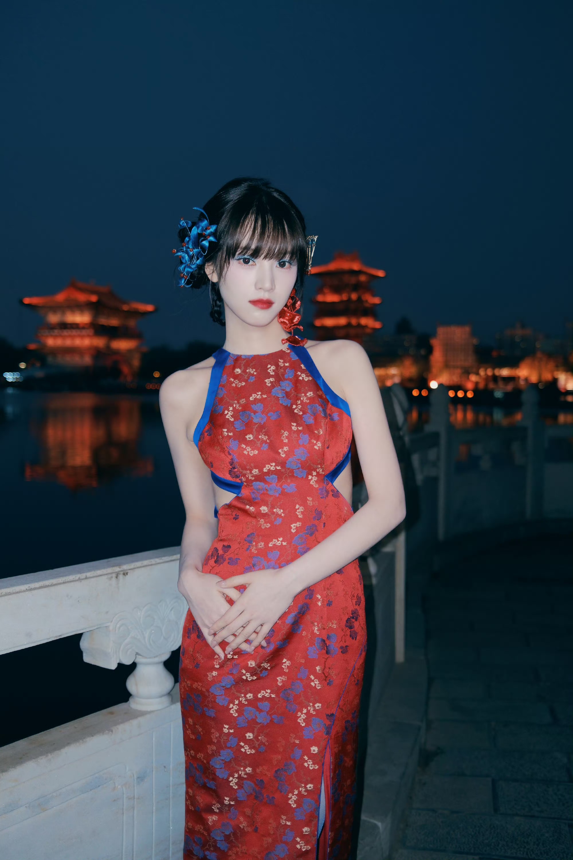 黄灿灿