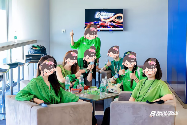 人生第一张官摄💚💚💚
