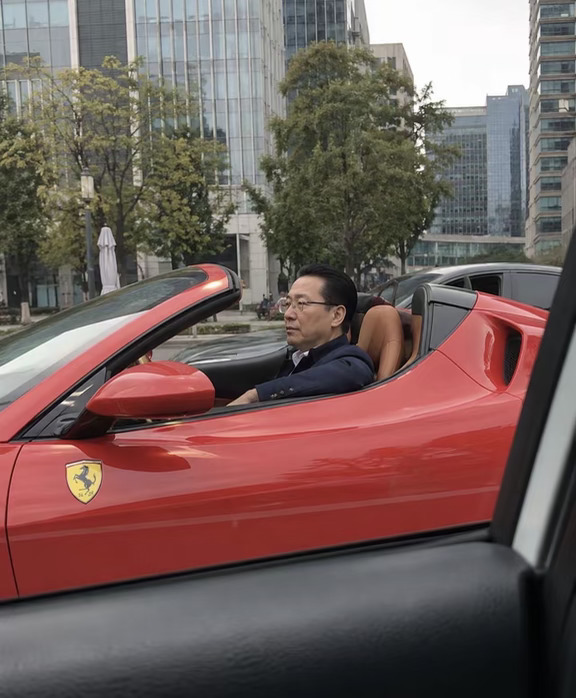 做什么工作才能开的起法拉利？