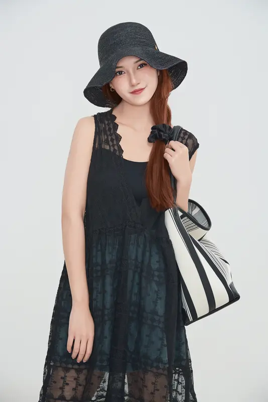 <p>减龄少女感时尚穿搭分享 <!--{img:0}--></p><i...