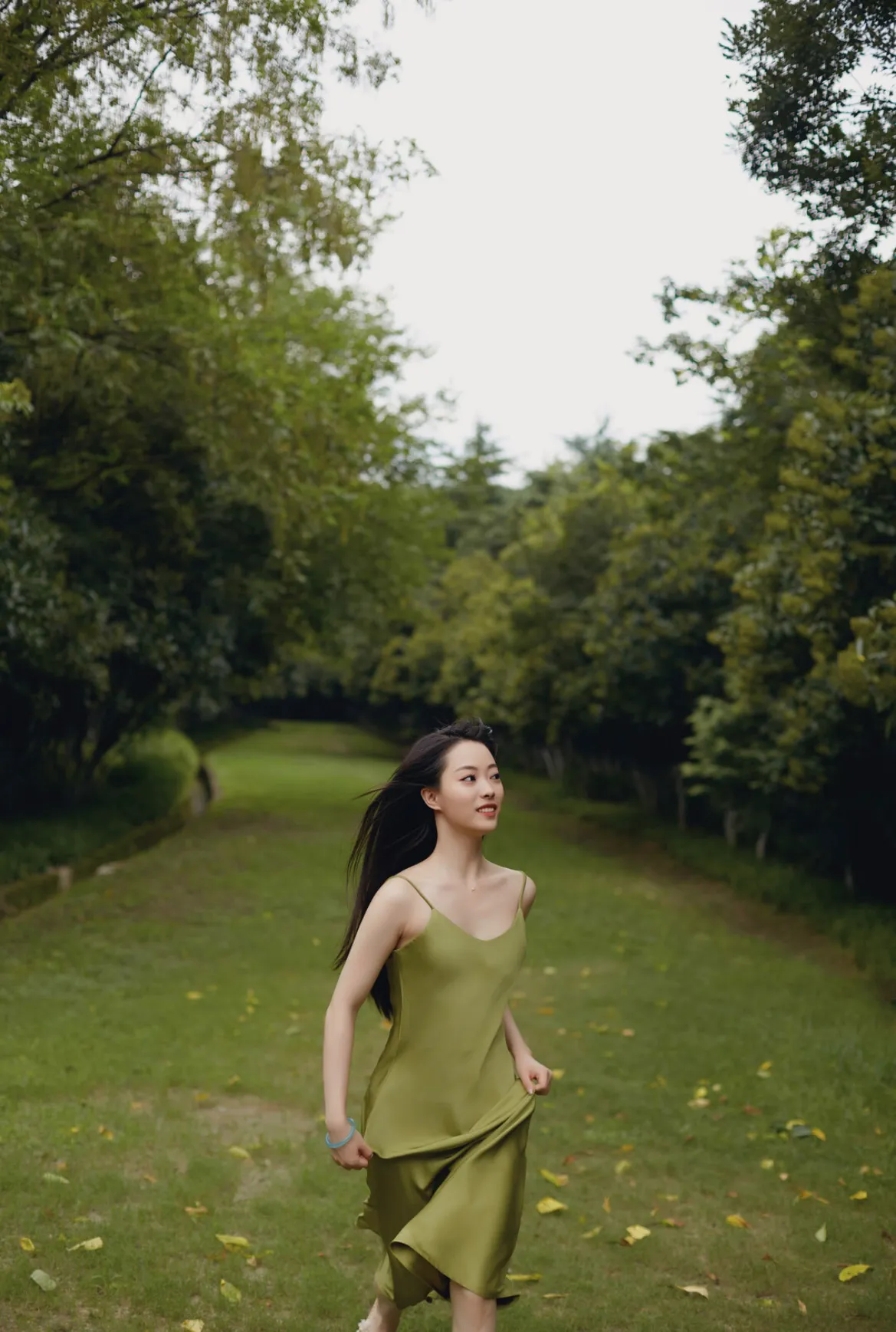 绿野仙踪，芳草萋萋。＃＃＃＃美女😜