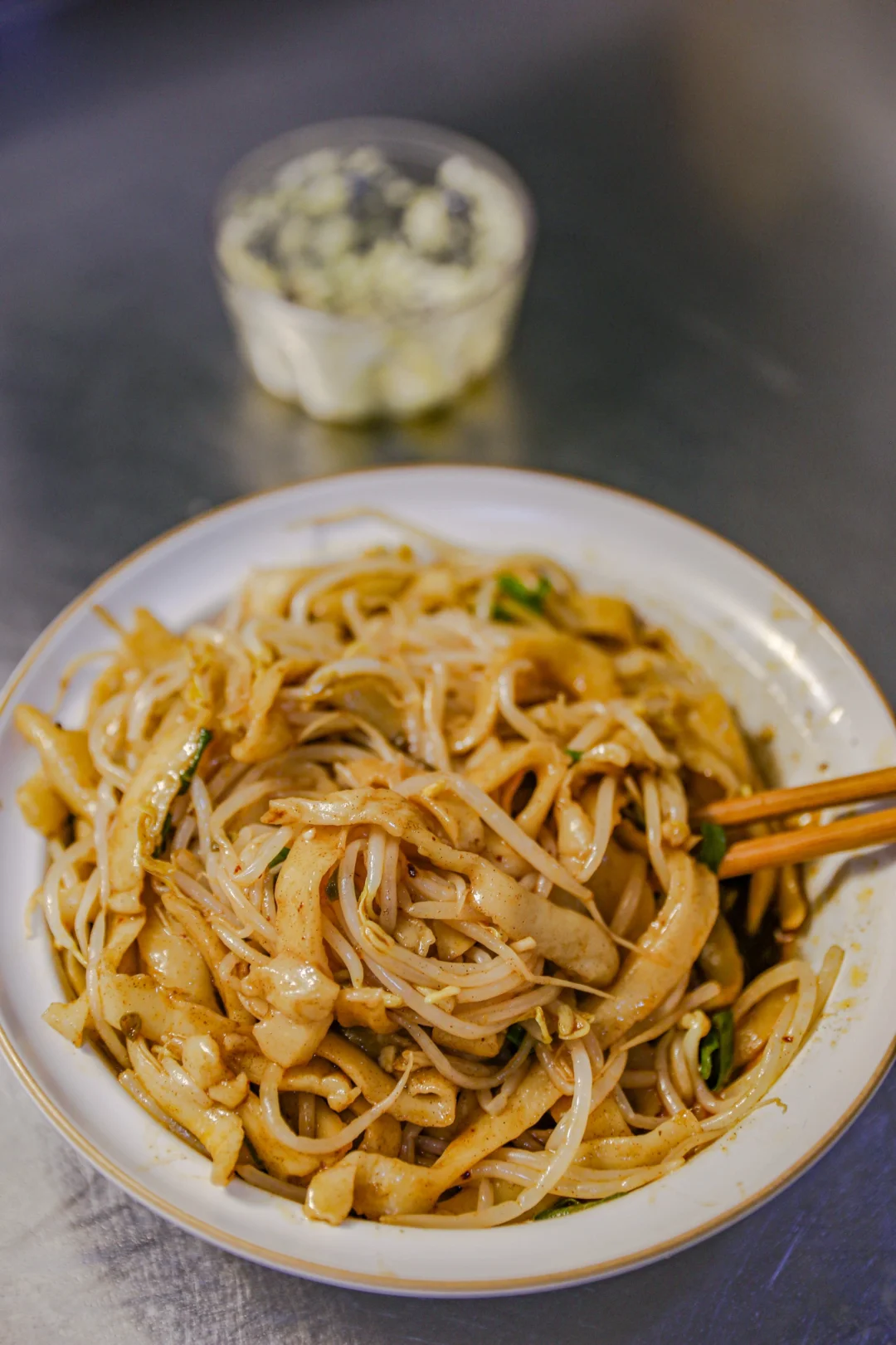 1000种面条不重样（285）很劲道的油泼刀削面