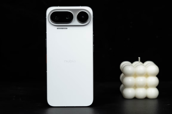 努比亚NaviX Ultra图赏
