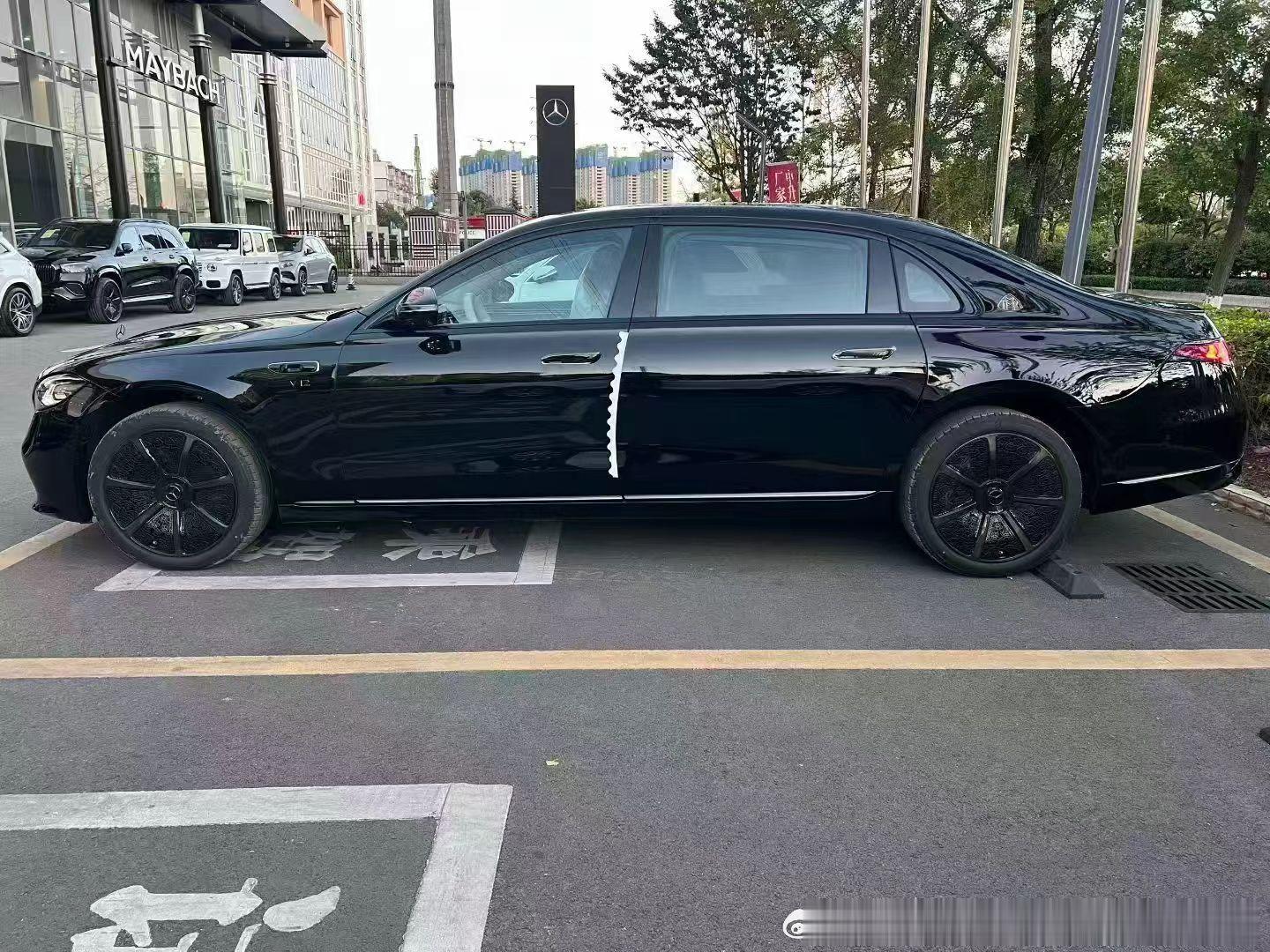 27款 迈巴赫S680 极夜版#陈红进口车##进口车##汽车##27款迈巴赫S680##27款迈巴赫# ​