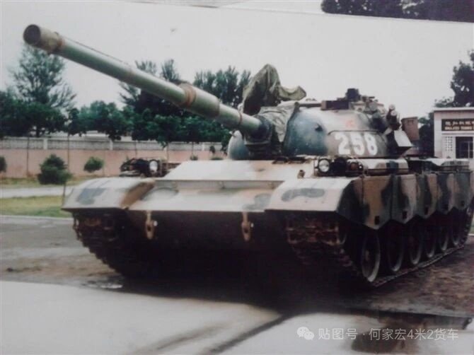 老兵照片 ，88，PGZ88，122火等。 ​