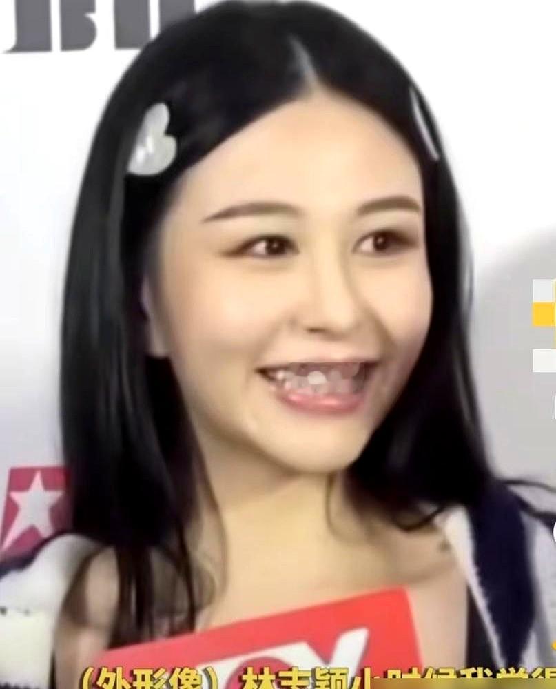 追求者排起长队，她连个微信号都不留，全给拒了。

邱淑贞女儿沈月在尖沙咀扔下狠话，找对象脸必须是金城武，还得带点年轻林志颖的影子。不够帅直接门外站着。

遇到没眼缘的立马拉开距离，绝不留在列表里当备胎。除了脸，还得善良孝顺爱小动物，达不到标准一律免谈。

有钱有颜的女孩，谈恋爱压根不是找依靠，而是给