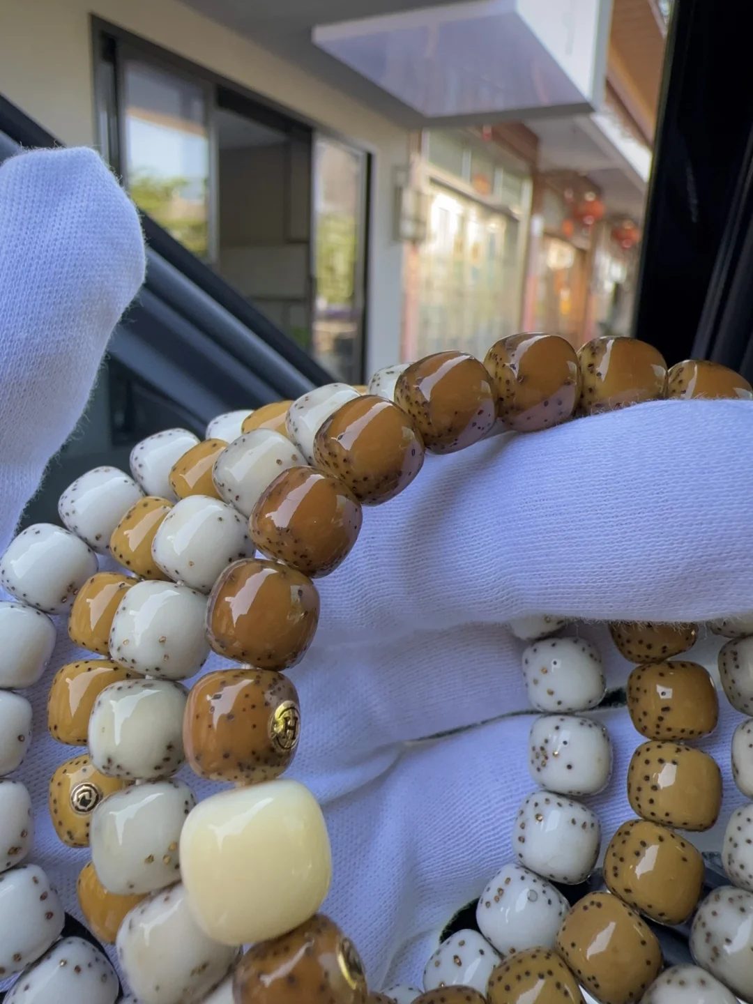 星月菩提：石玉籽与原白籽的走色区别