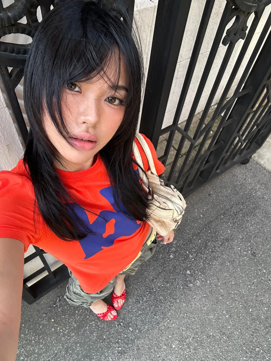 跟这颜色不太熟
