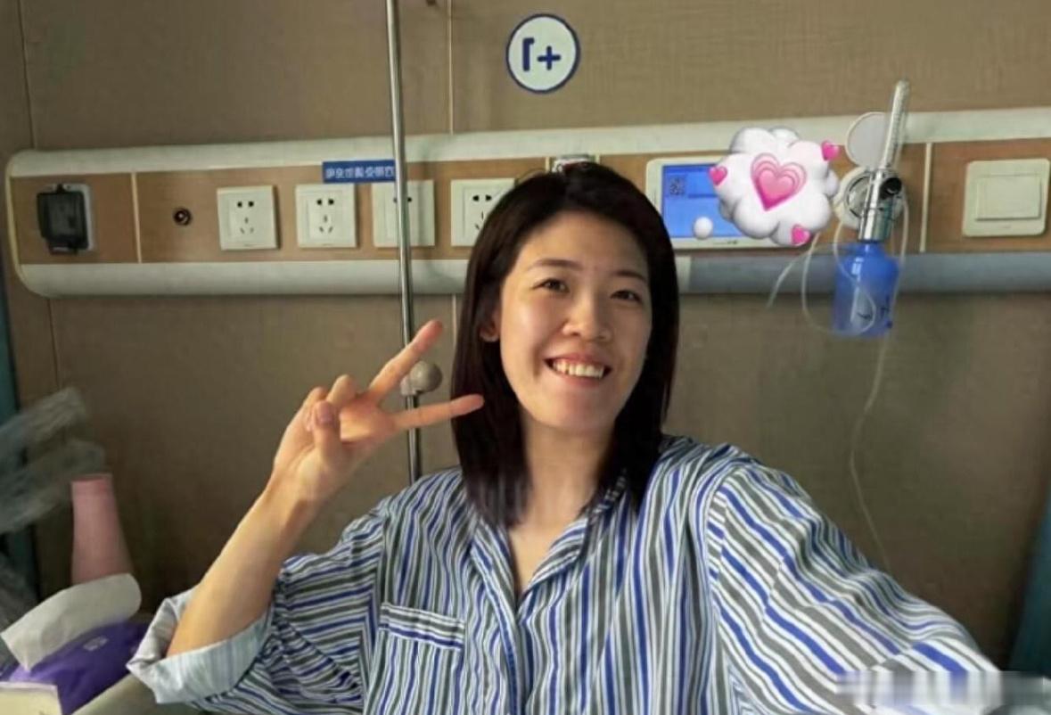 李盈莹心脏手术顺利完成 将缺席亚锦赛与亚运会  近日女排国手李盈莹的近...