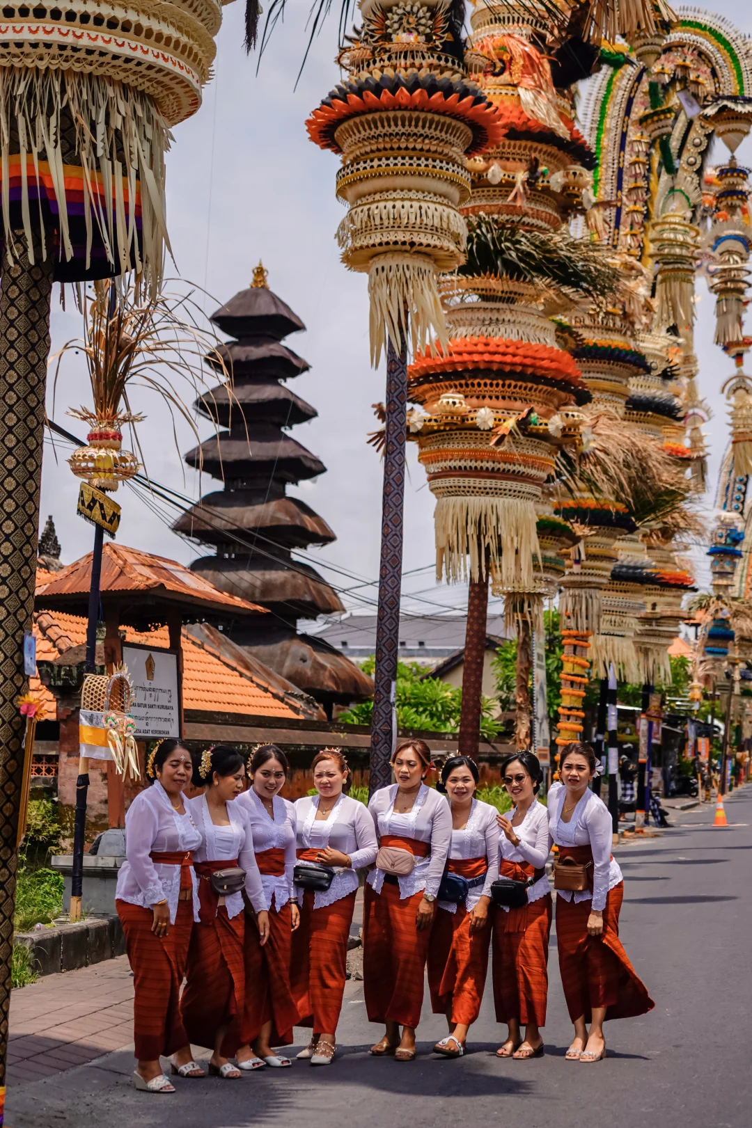 巴厘岛之行遇上了加隆安节，好热闹啊～