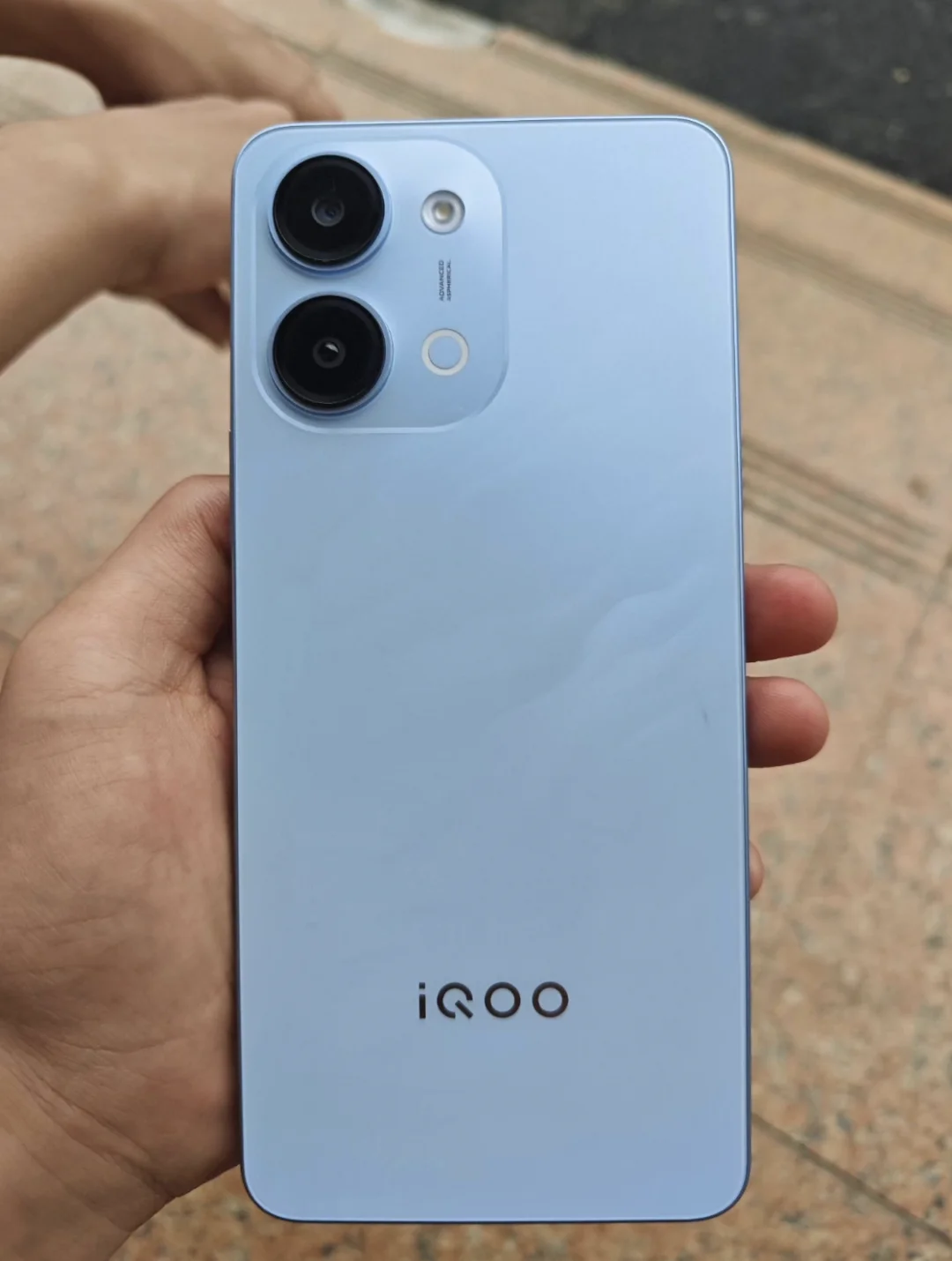 这下反转来了 iQOOZ11i在这个普遍看涨的行情下给了一点意外之喜...