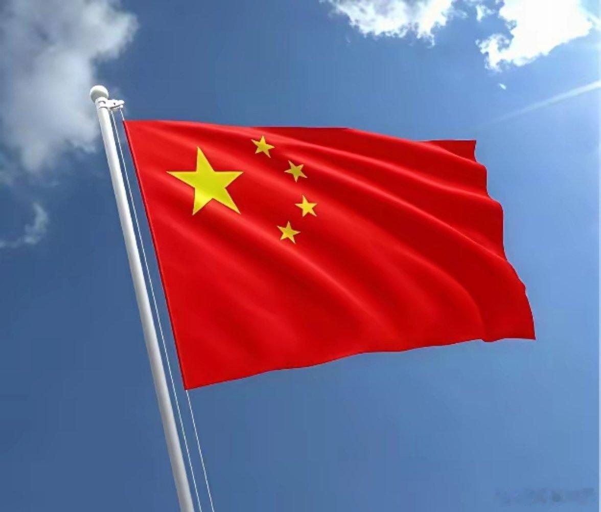 这一天终于还是来了！俄罗斯请中国造船厂帮忙造船！俄罗斯无论如何也没料到，造船业曾经称霸一方的俄罗斯，如今在很多方面都要有求于中国
 2026年8月，俄罗斯官方首次公开确认，最大国有造船企业联合造船集团正与中国船厂商讨，计划采用“分布式造船”模式，为北极航道建造62艘特种船舶，包括破冰船、 ​