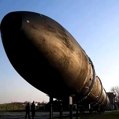 1小时连拿6块金牌，6个人打6个级别决赛全赢，一个没漏。

中国散打队这次去日本爱知名古屋，一共去了12人。吴迪、张晓雨、欧家铭、唐思硕、汪成锦、马硕这六个人，直接把六个级别的金牌包圆了。领队陈冲赛后总结就十二个字：备战扎实，临场冷静，作风硬朗。

平时不声不响，真上了擂台比谁都实在。

这股狠劲还