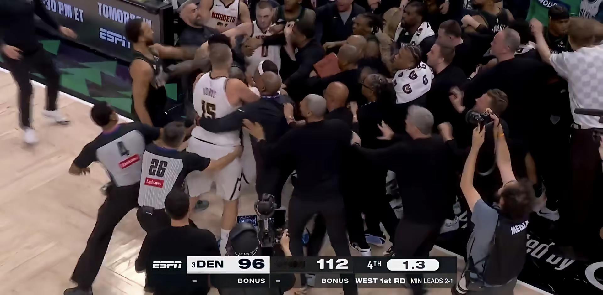 打起来了。森林狼3比1掘金，爱德华兹伤退，阿约多森姆MVP