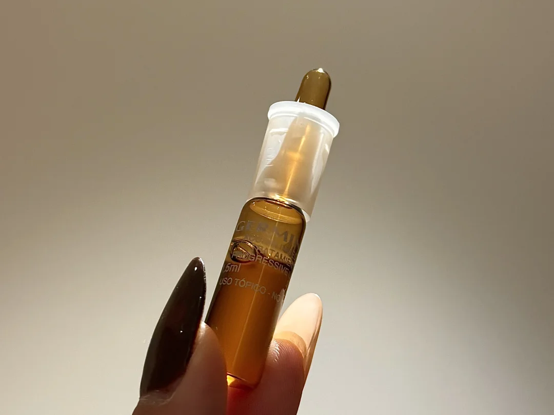 西班牙🇪🇸旅游买的，细思极恐。。。