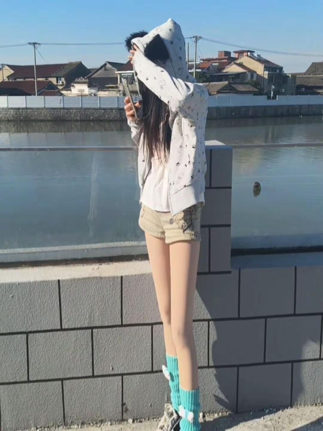 <p>街拍小姐姐穿搭秀 <!--{img:0}--></p><img ...