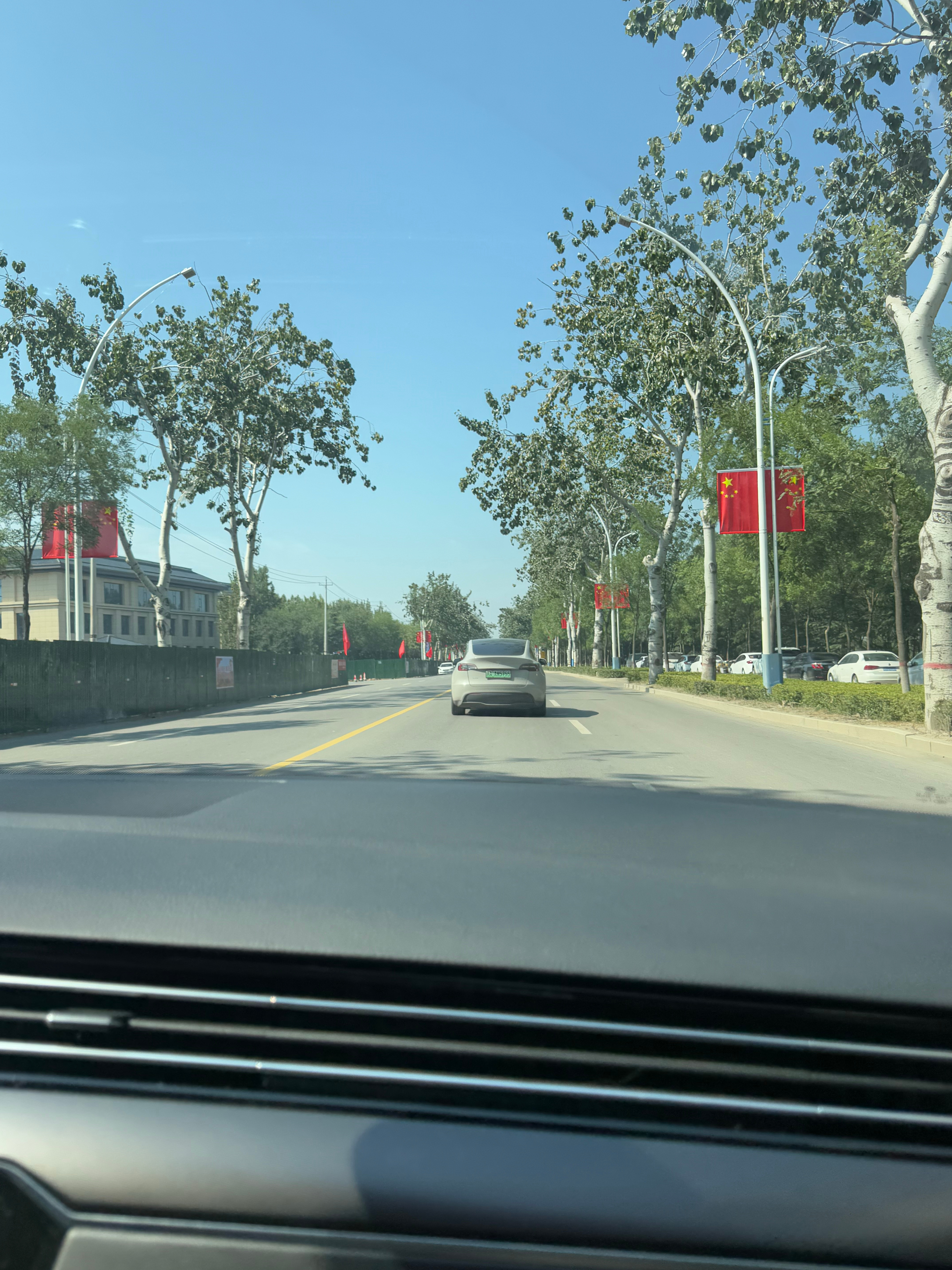 国庆回家记
话说我妹的五菱宏光也太好开了吧
过了2字开头的最后一年🎂 ​