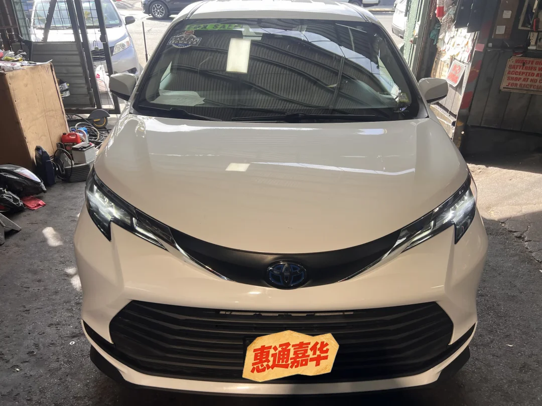 百台库存 新到21年Toyota Sienna LE 个人一手 70k英里 欢迎