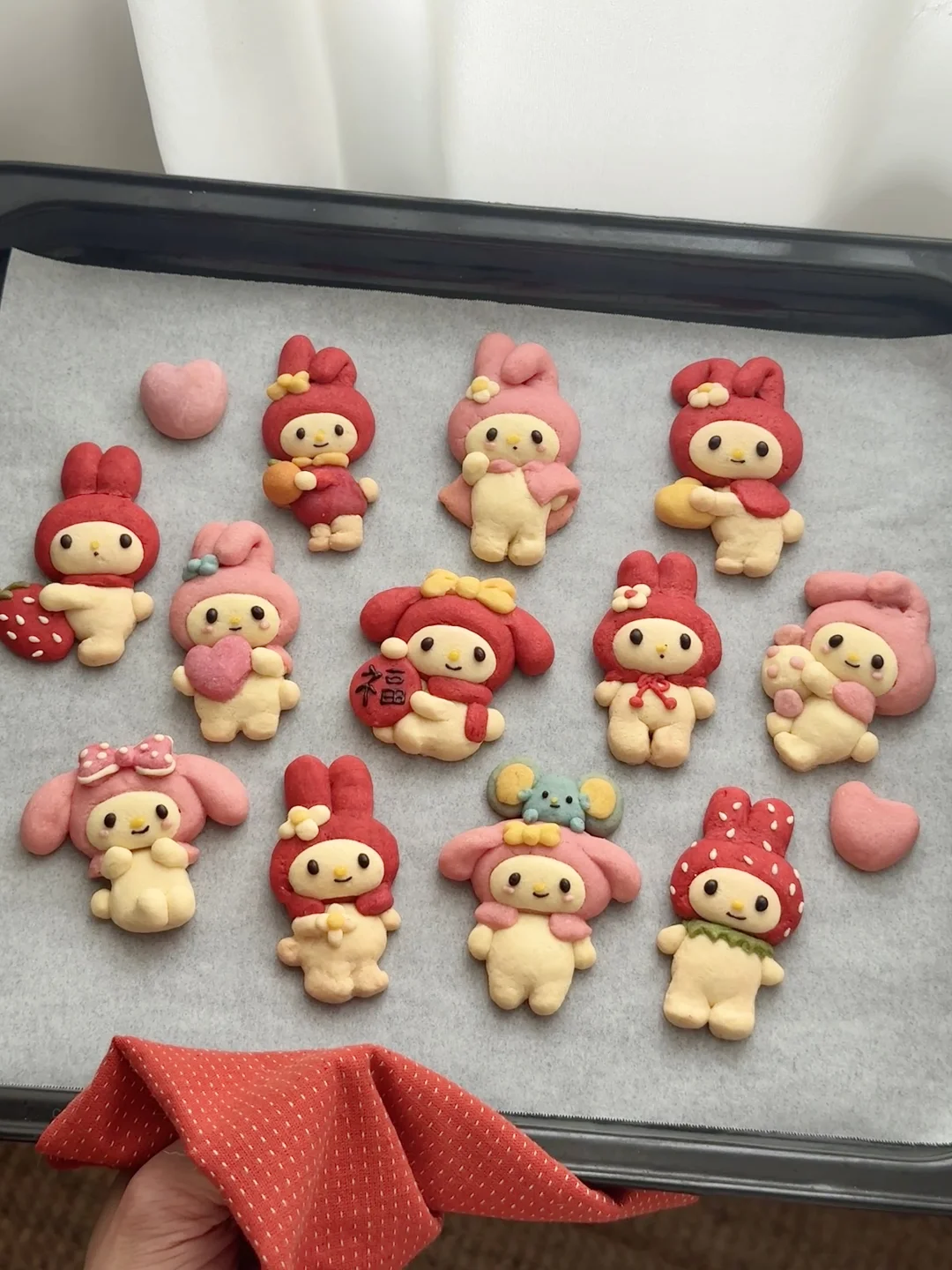 🍓新年烤一盘甜甜的美乐蒂曲奇