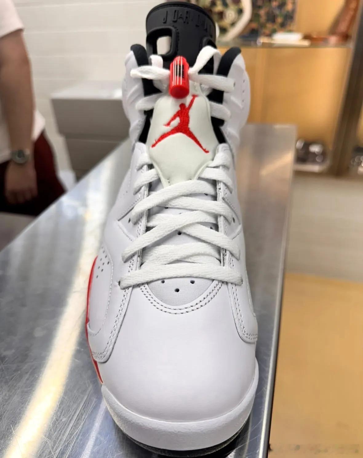 Air Jordan 6「White Infrared」樱木回归 // 预计将于11月7日发售！ - © props4life 潮流inbox鞋控的日常 ​​​