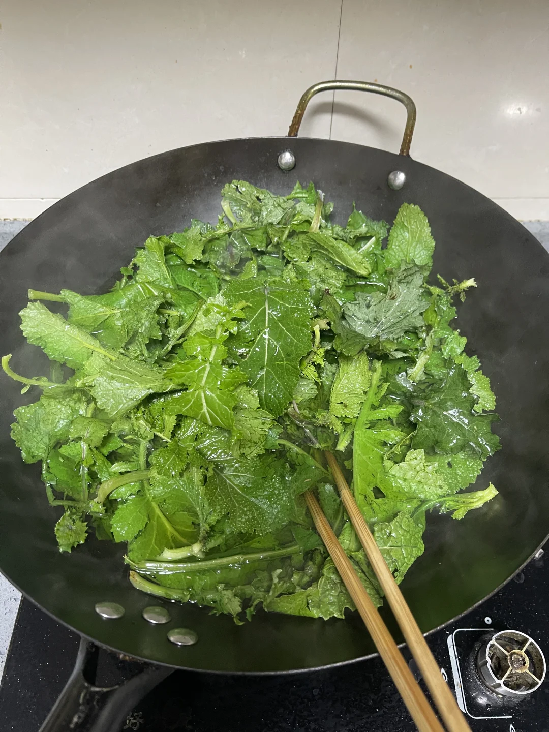 杭州｜冬日暖阳，太适合打野挖野菜了👏