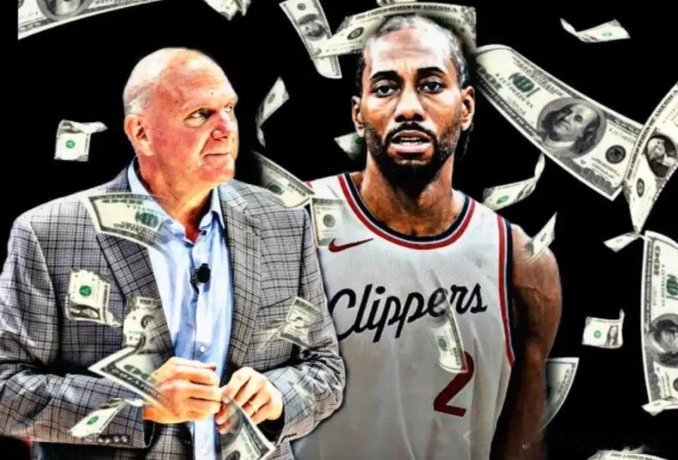 这次NBA罚快船毫不手软：3000万、五个未来首轮、老板禁赛一年。伦纳德回应处罚后合同继续，新赛季正常打，猛龙交易不变。快船的选秀权仓库几乎被清空，争冠窗口越来越窄。 #王猛谈快船队被罚3000万美元##王猛谈伦纳德回应NBA处罚##伦纳德回应NBA处罚# ​