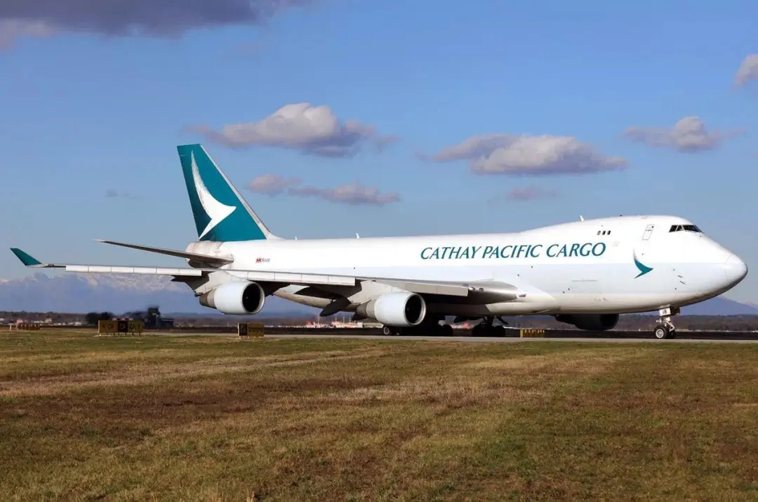 急，紧缺飞行员！