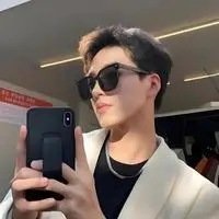 【小编说那么多都是空话，印度要在金砖会上让莫迪充人，先来中国哄骗一下中国，反正中国也吃这一套，所以整出一个不着边际的“八点共识”。我们应该清楚的认识到：印度从来不是中国的友好邻居，以后也永远不会成为中国的友好邻邦。今后与印度淡判中国一定狠一点，别对敌国印度摆“君子”风范，一定要视 ​