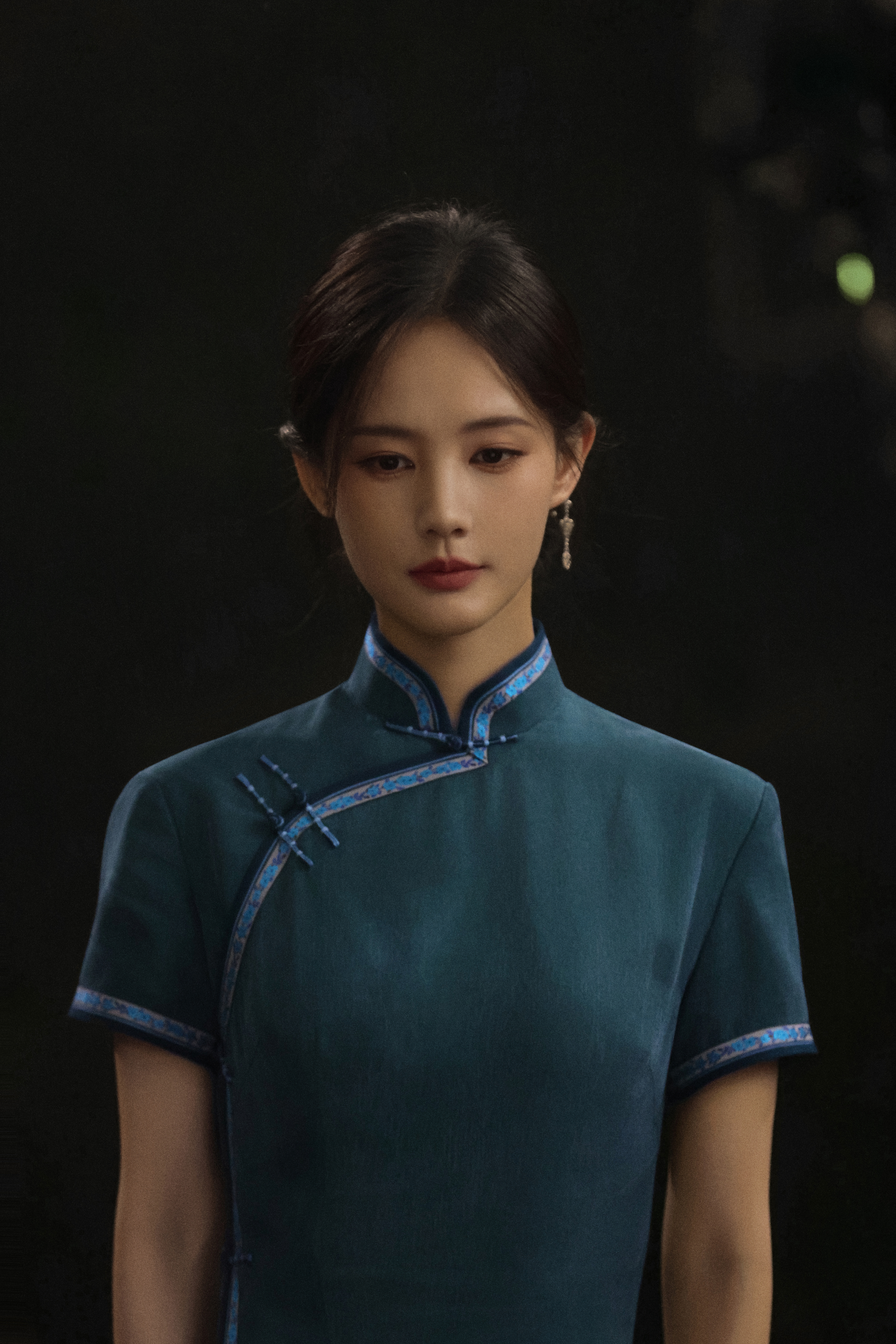 李雪这个剧的旗袍都做得好舒服，服装放量好舒服，拉踩那一秒 ​​​