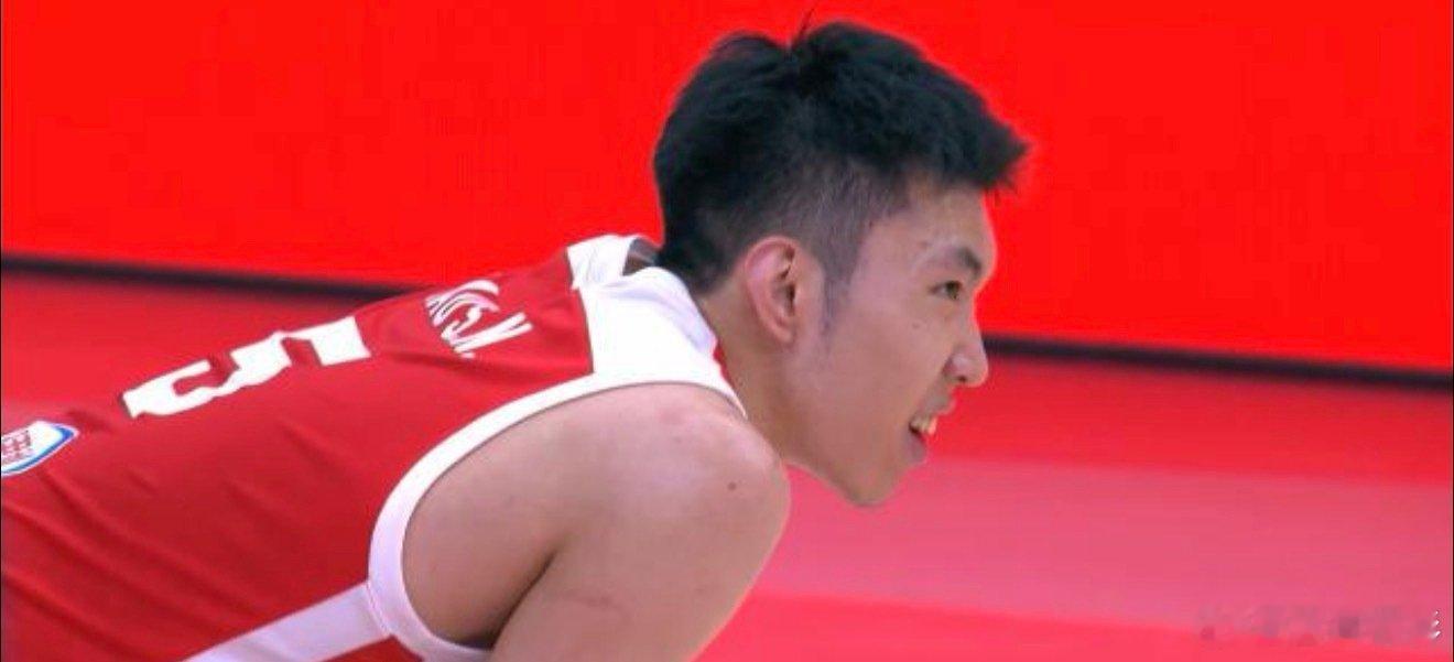 中国男篮7分不敌新西兰 遭遇热身赛两连败。 北京时间8月17日，中国男...