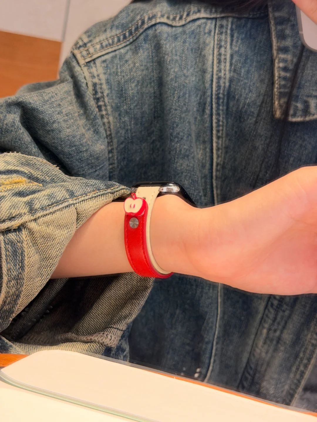 冰萃红苹果🧃iWatch你就这么萌的让人心动…