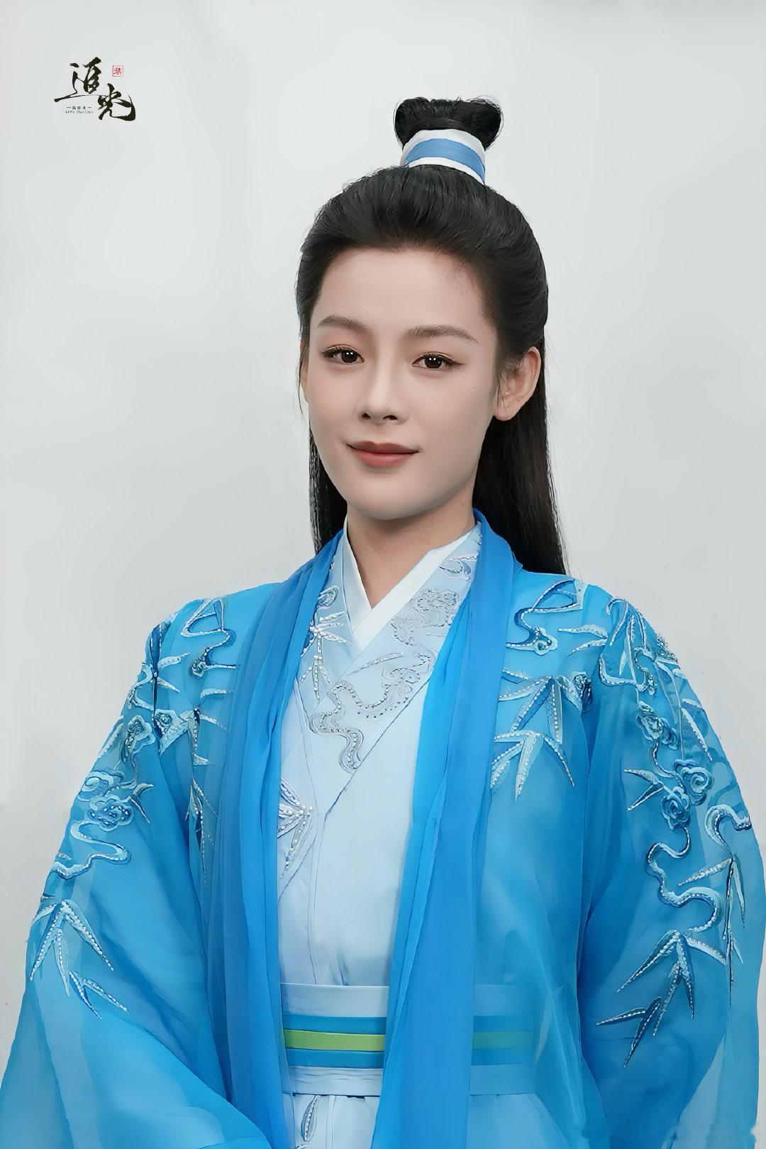 #陈丽君[超话]##陈丽君让传统戏曲焕发新生# 

我相信一句话：‘能力有多大，责任有多大’。我的能力虽然还有很大的提升空间，但既然命运给了我流量和热度，我就要尽可能地去发挥它、利用它，承担起传播越剧的责任。”--陈丽君

​