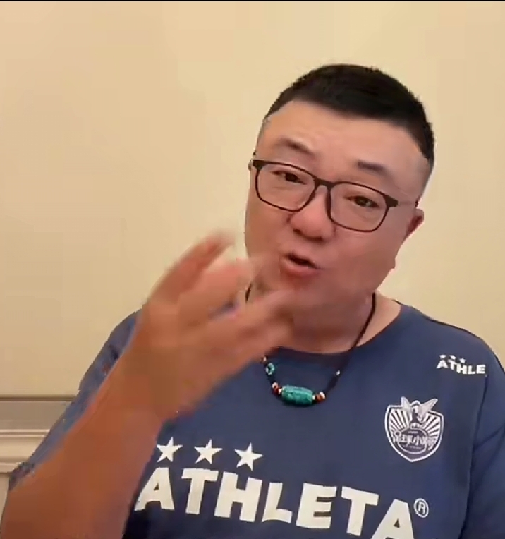 董路，“三连败”后话国足——拥有今天的这个成绩，是“活该”！

     董路语