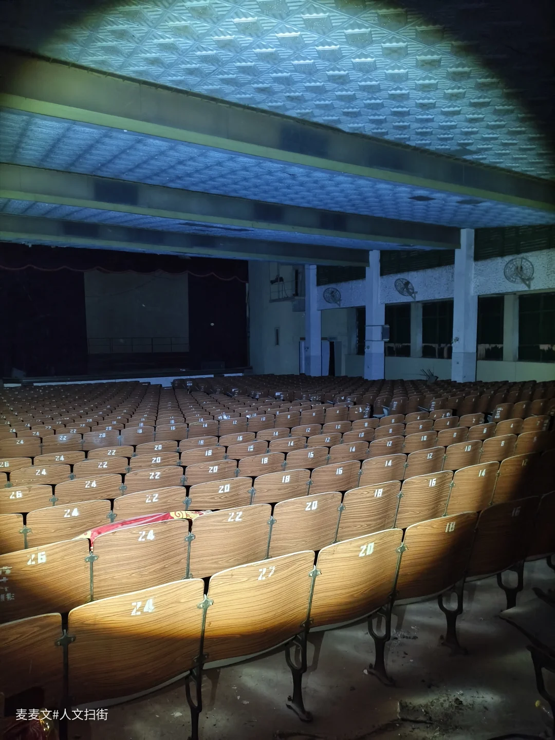 【重庆】主城区保存最完好的老电影院之一