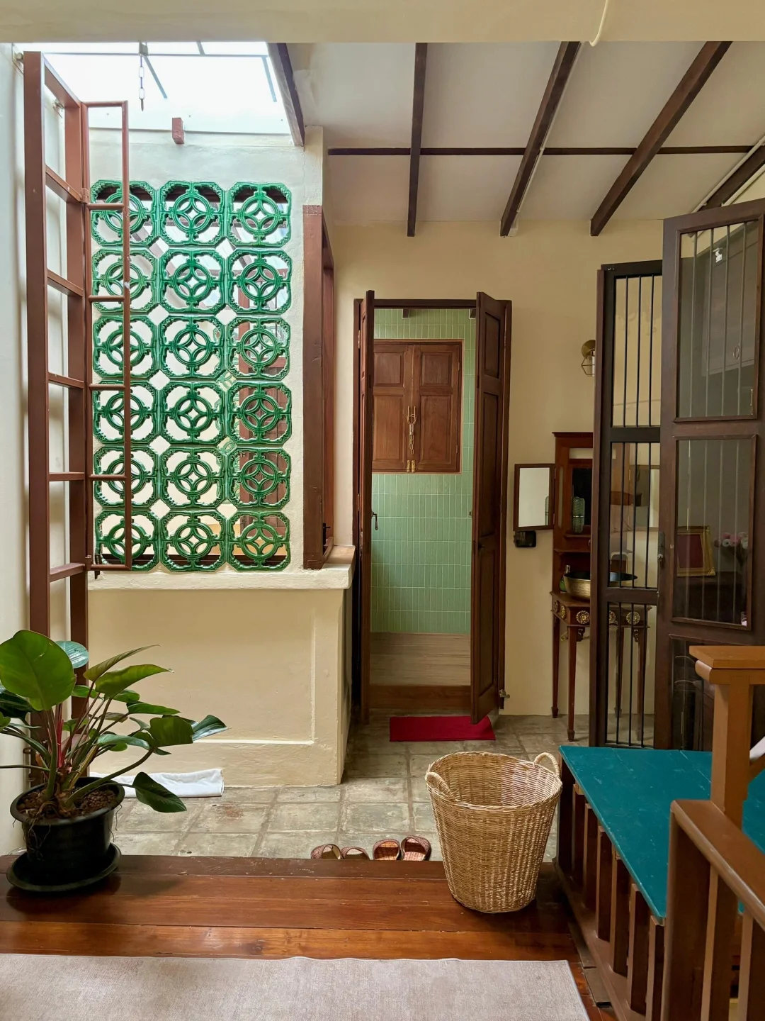 曼谷唐人街💰人均200住到百年历史Airbnb