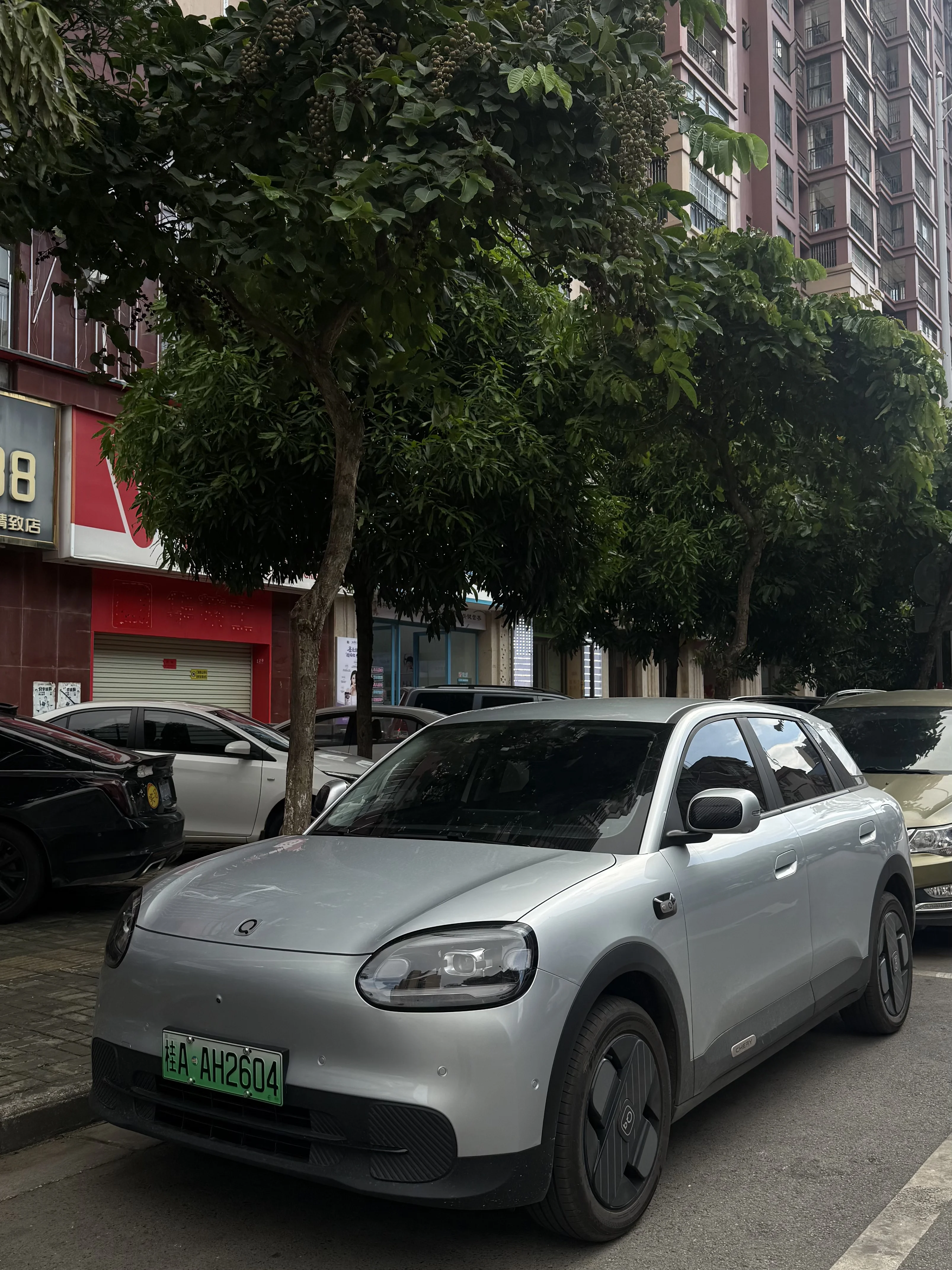 开上全新QQ3，解锁奶茶自由🥤
翻了翻充电账单，薅上免费充电福利，代步几乎没花多少电费。
以前开车出门，每一趟都在算油费。
现在日常通勤、到处跑，用车成本直接打下来。
省下来的油钱，不用精打细算，随手买一杯喜欢的奶茶犒劳自己。
不用大富大贵，把日常开销省下来，就是平凡日子里的小确幸。
电车带给我的快乐，就是这份简简单单的省钱幸福感。
车友们，你们省下的用车经费都用来干什么啦？
	
#全新QQ3 #奇瑞QQ #QQ3节能达人挑战赛
