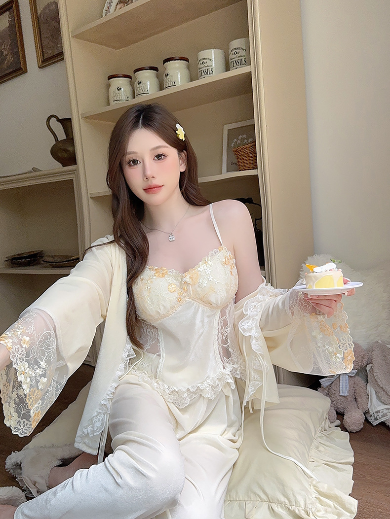 纯欲天花板！这款睡衣让男友看了腿软