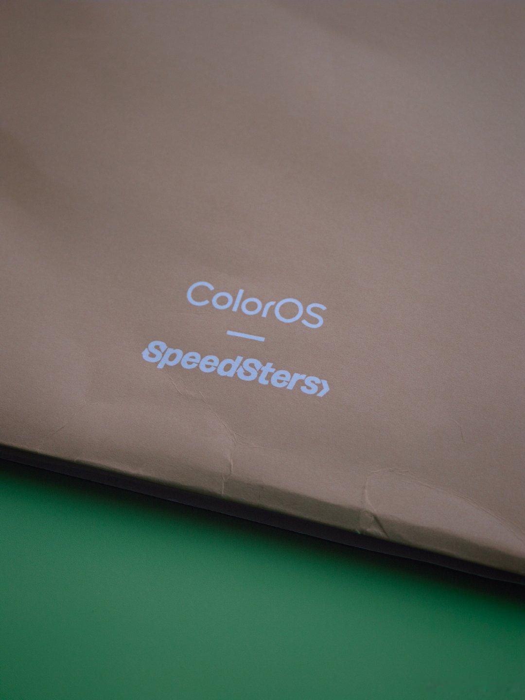 ColorOS 和 SpeedSters 的联名T恤收到了，极速丝滑，是ColorOS 始终不变的基因！
另外配上一加16那块全局165Hz的屏幕，你不知道会有多爽[酷]
#OPPO系统ColorOS17# ​