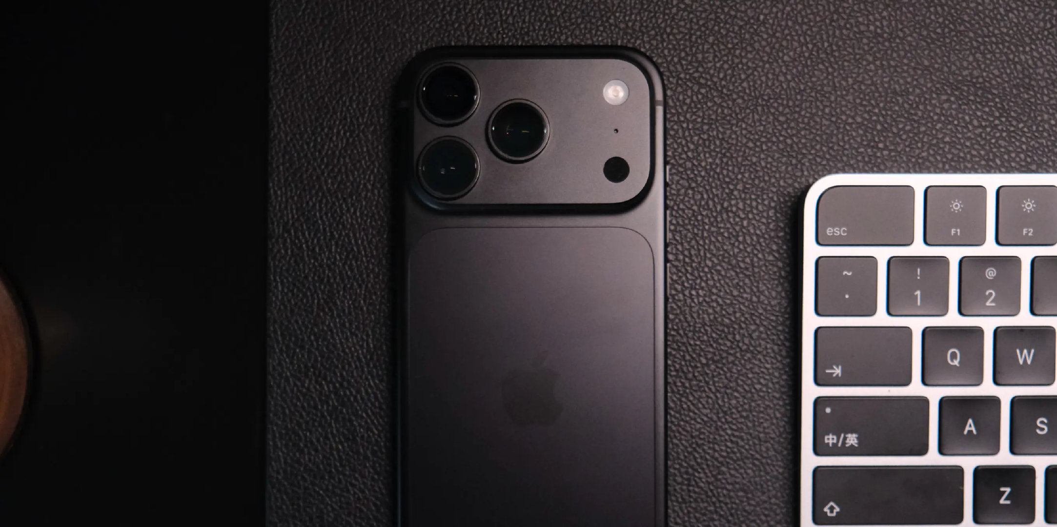 方方面面都熟悉，方方面面都更好：iPhone 18 Pro 体验

iPhone 18 Pro 也许不会让你感觉焕然一新，却在许多地方都变得更加完整了。

🔗： ​
