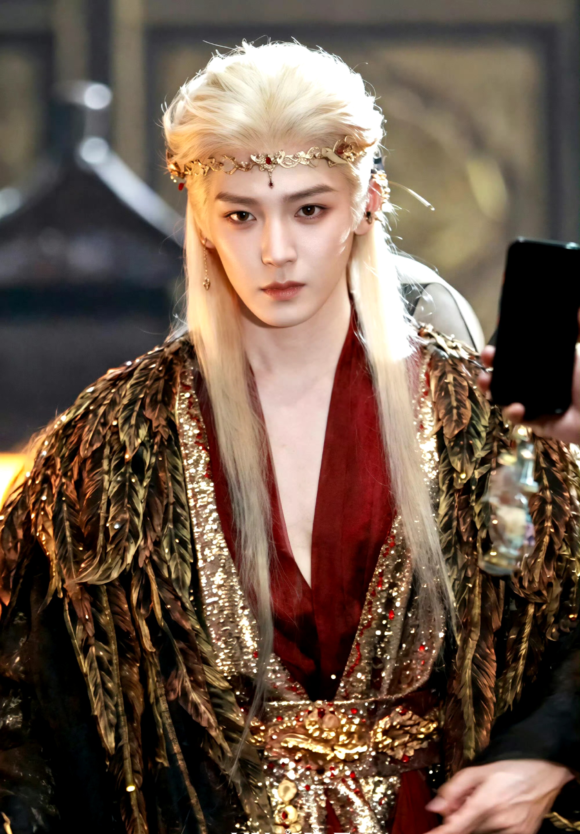 侯明昊《百妖谱》惊喜客串路透刷屏！白发大妖造型太绝