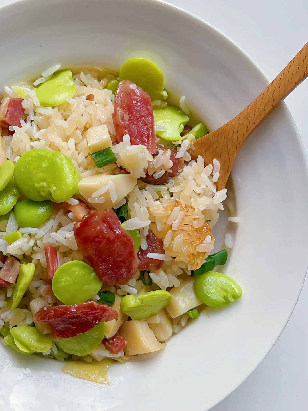 咸香四溢香肠咸肉春笋蚕豆饭，来自春天的饭