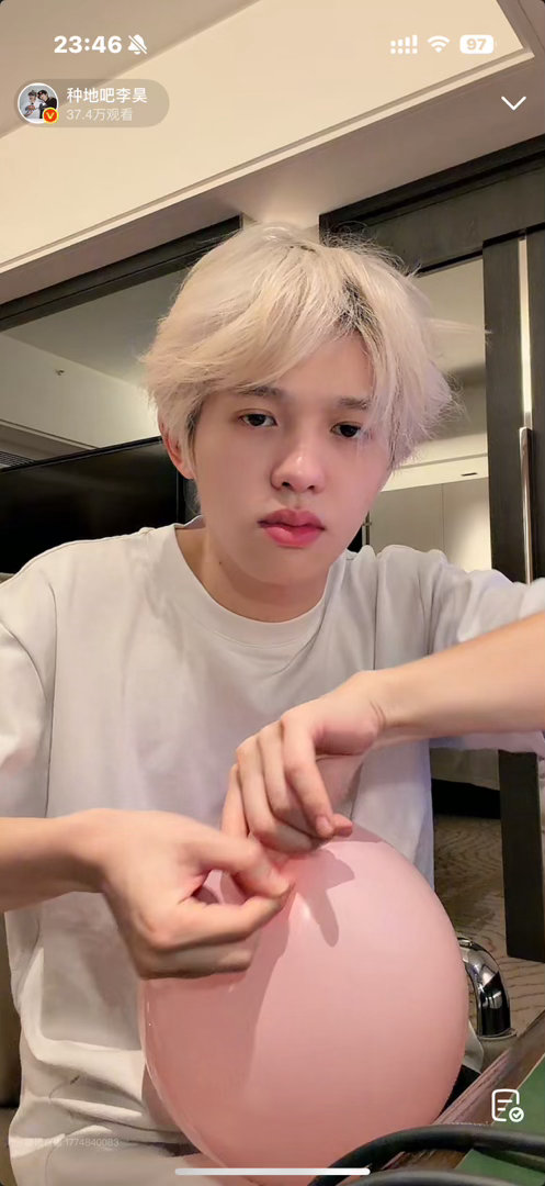 #李昊[超话]# 小猪 ​