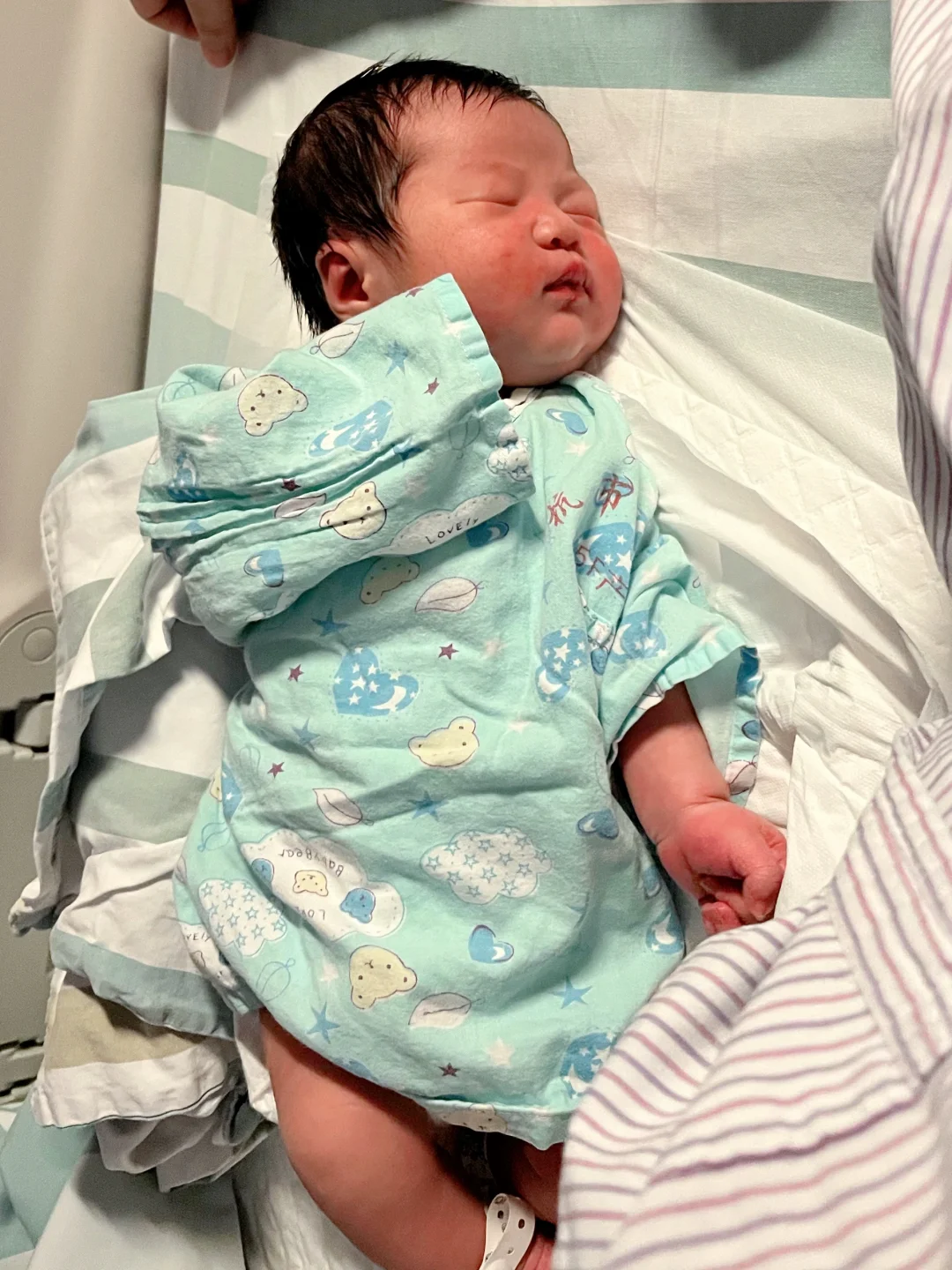 38+4生啦！入院待产真的没必要带太多东西