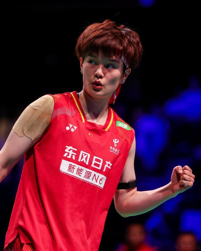 2026新加坡羽毛球公开赛女单1/8决赛，王祉怡2-0直落两盘战胜莱恩...