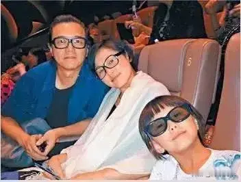 张锦程承认离婚和《粉红女郎》男人婆，20年异地婚姻最终还是散了