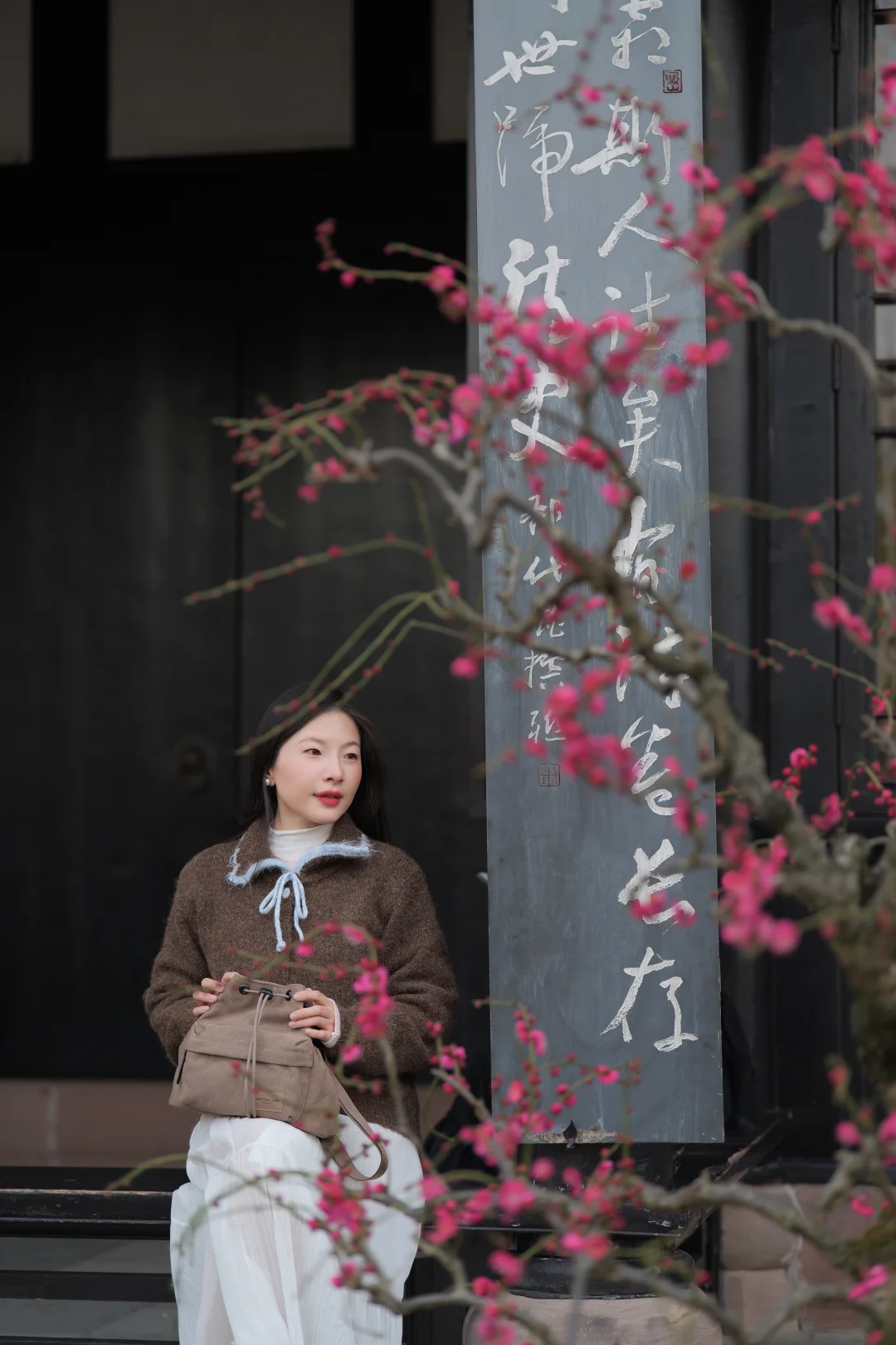 OOTD | 复古又温柔的焦糖色是氛围感的神