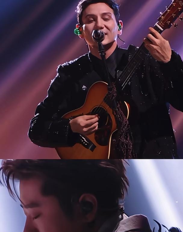 艾热和王以太唱了同一首歌！！！
都演唱了二人合作的《周旋》 我有个朋友刚好会吉他 我有个朋友刚好会钢琴 艾热 王以太
