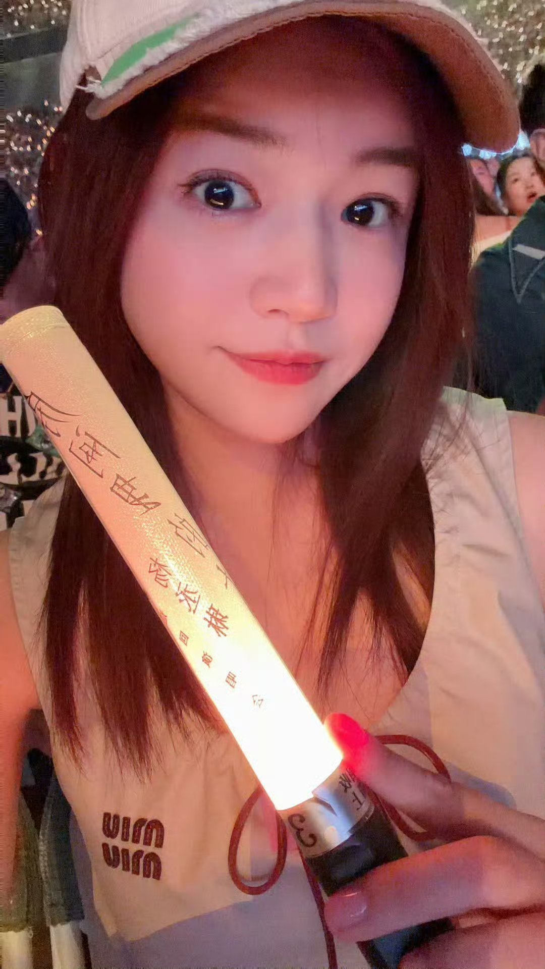 #陈妍希[超话]##超星动告白信箱#姐姐情人节快乐🌹🌹🌹🌹🌷🌷🌷🌷🌷 ​